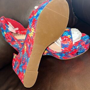 Floral platform wedges-Tinstree
